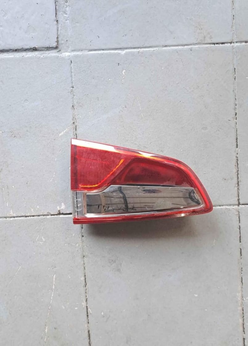 TAILIGHT INNER LEFT SIDE